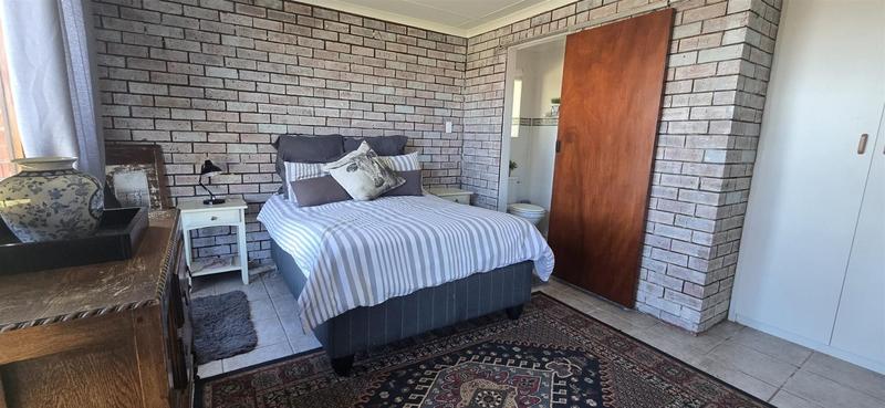 4 Bedroom Property for Sale in Reebok Western Cape